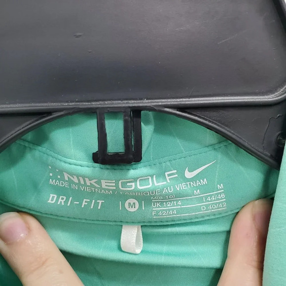 NikeGolf Dri-Fit Women's Troon AZ Turquoise Center Swoosh Snap Button Polo Sz M - Picture 4 of 6